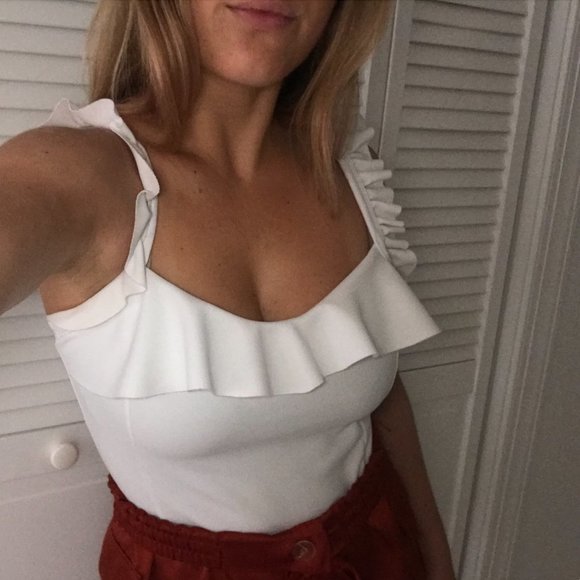 Ruffle Body Suit - Picture 4 of 4